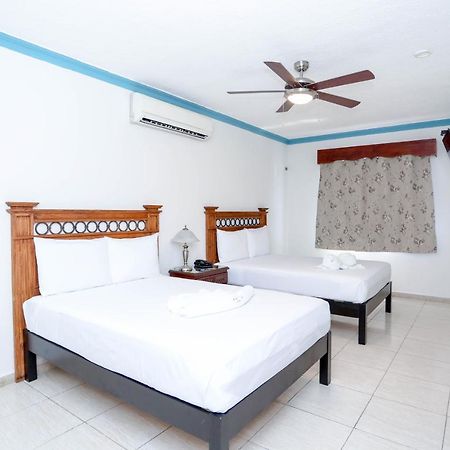 Hotel Avenida Cancun Exterior photo