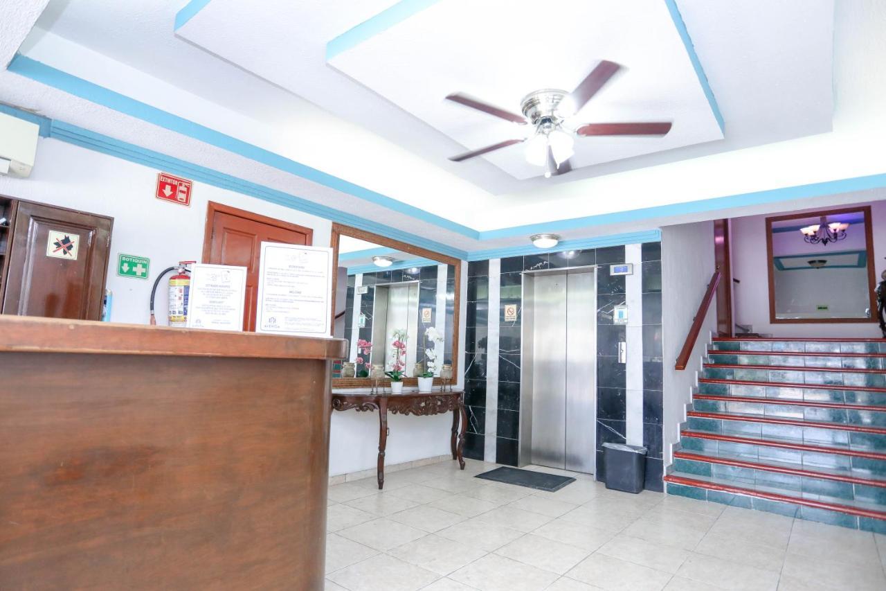 Hotel Avenida Cancun Exterior photo