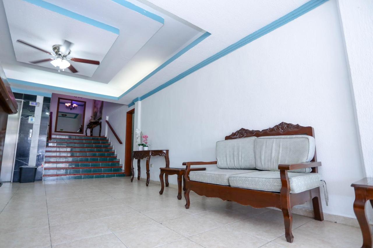 Hotel Avenida Cancun Exterior photo