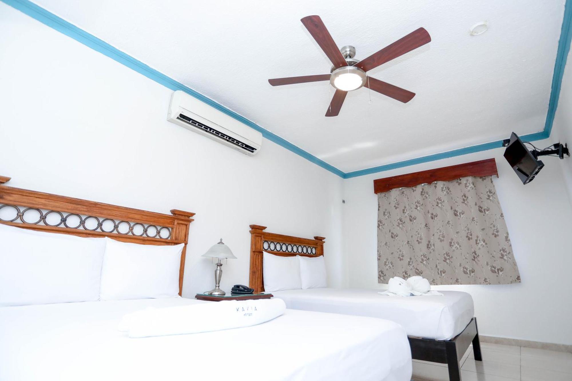 Hotel Avenida Cancun Exterior photo