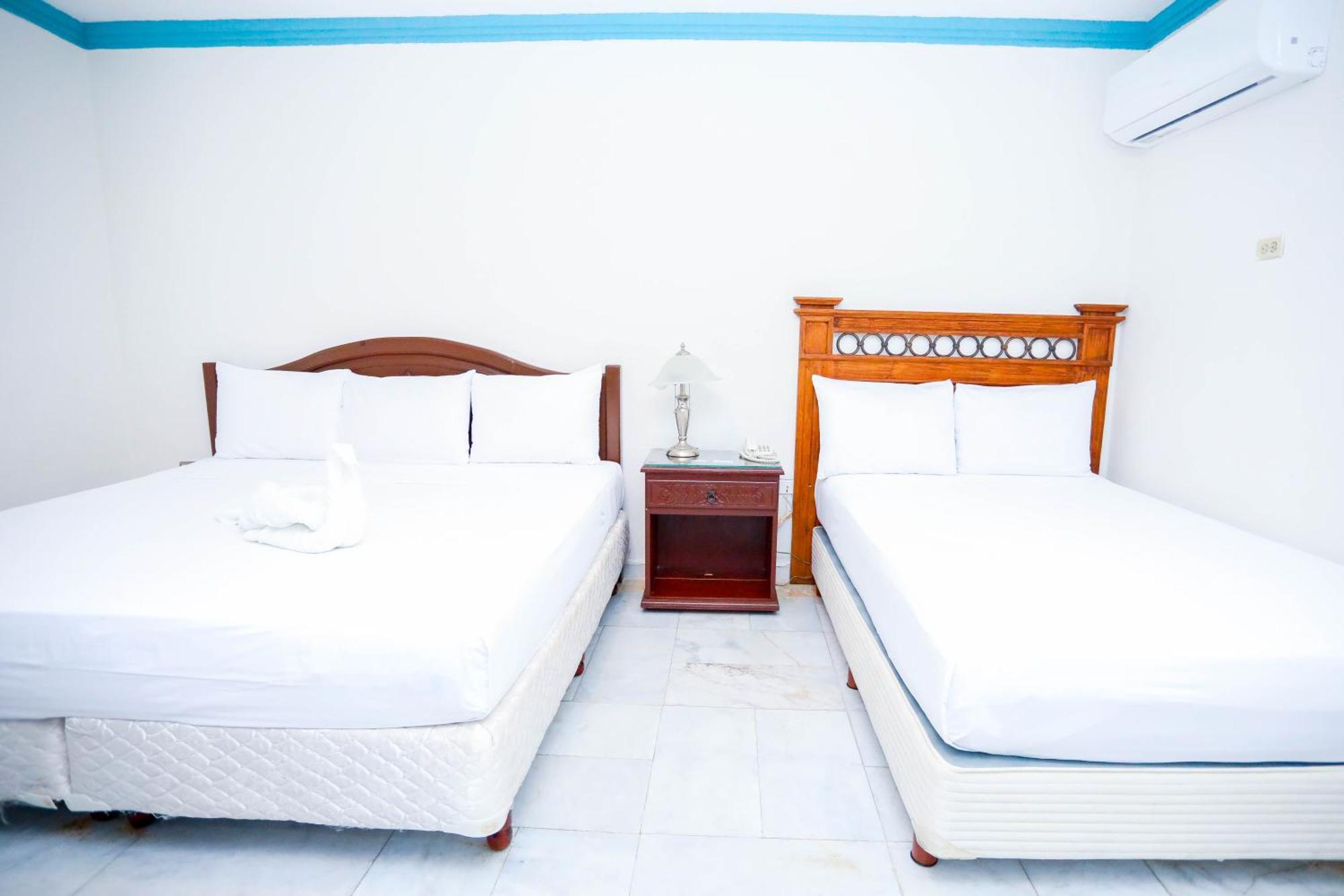 Hotel Avenida Cancun Exterior photo
