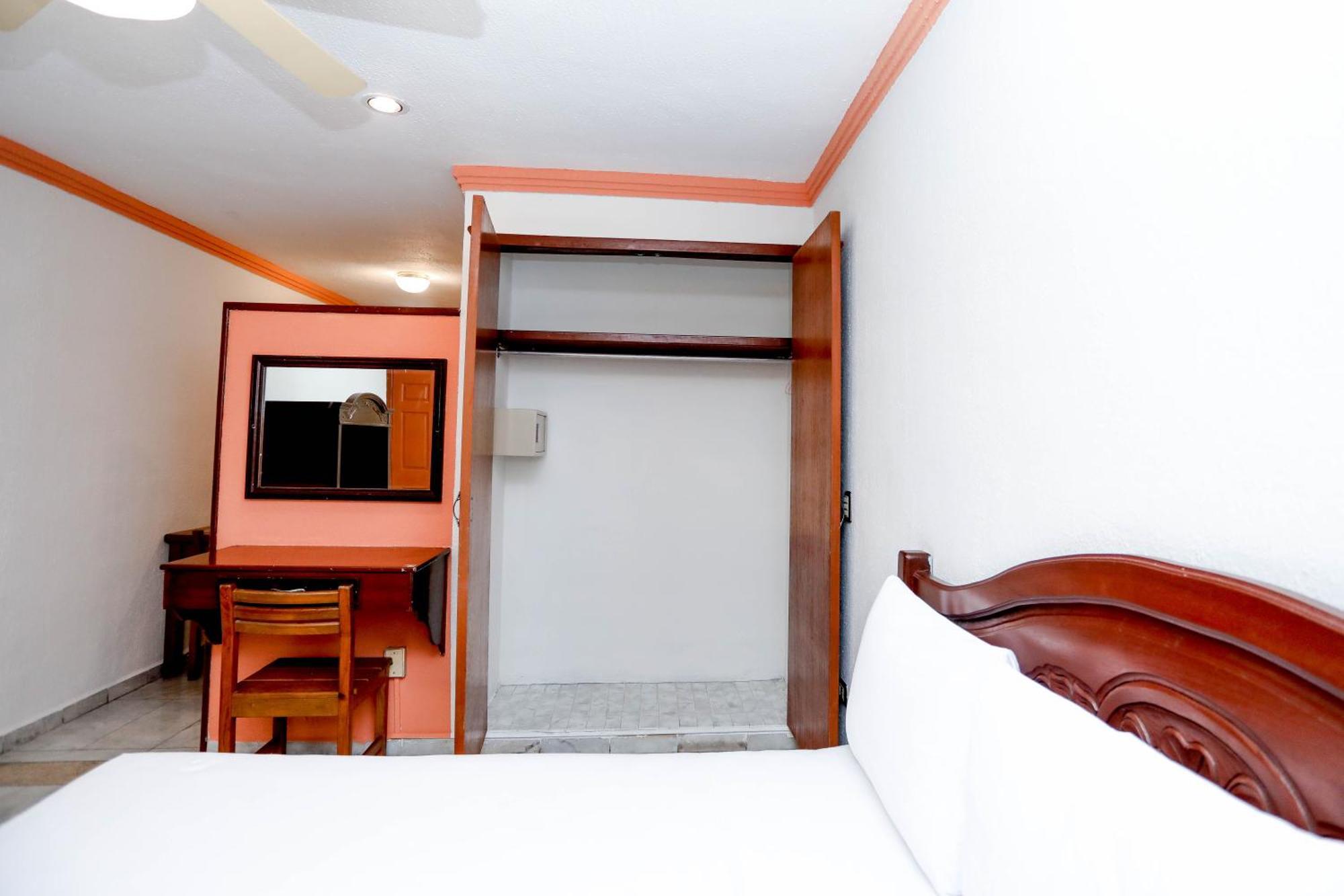 Hotel Avenida Cancun Exterior photo